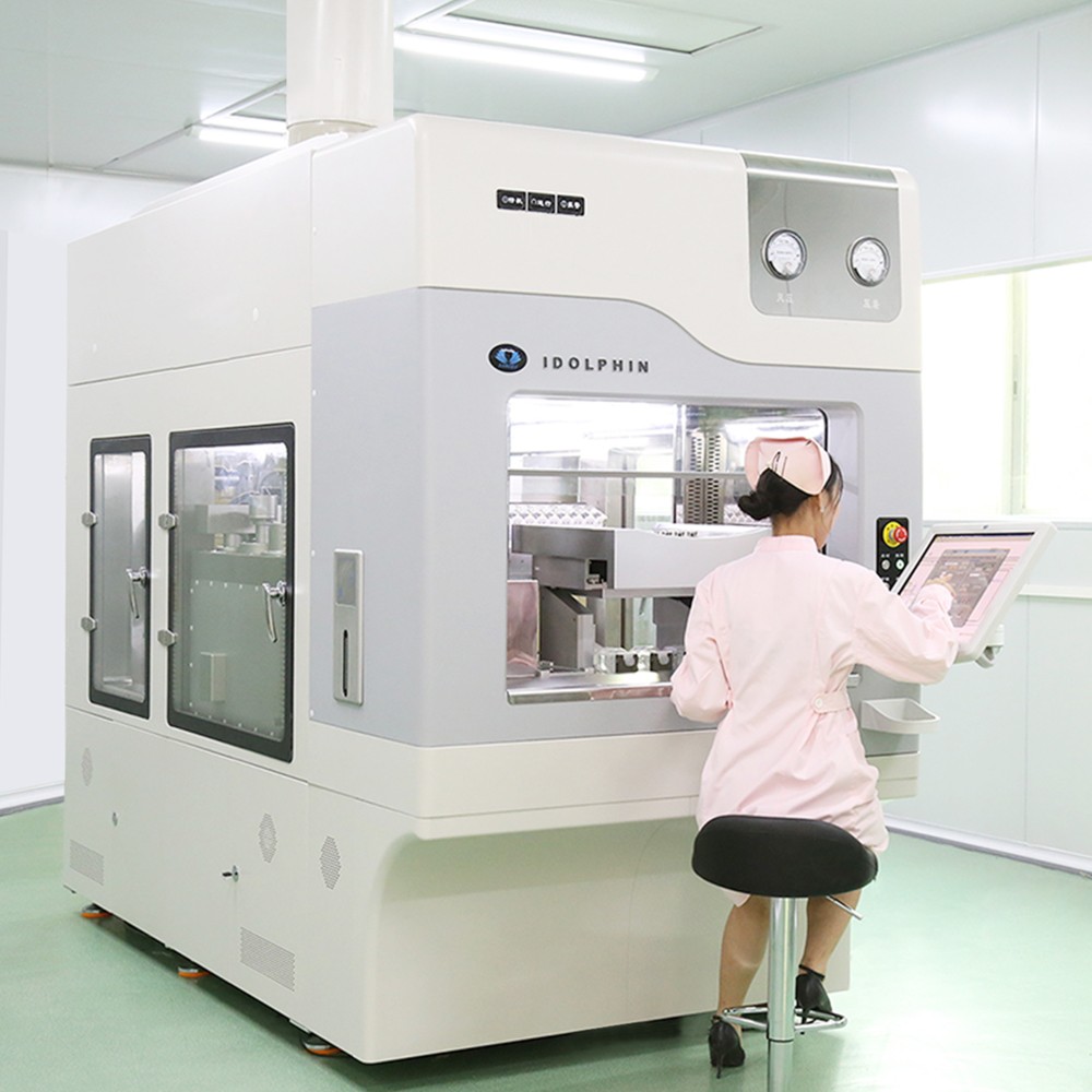 抗腫瘤化療藥物調(diào)配機器人(HT7 ) 